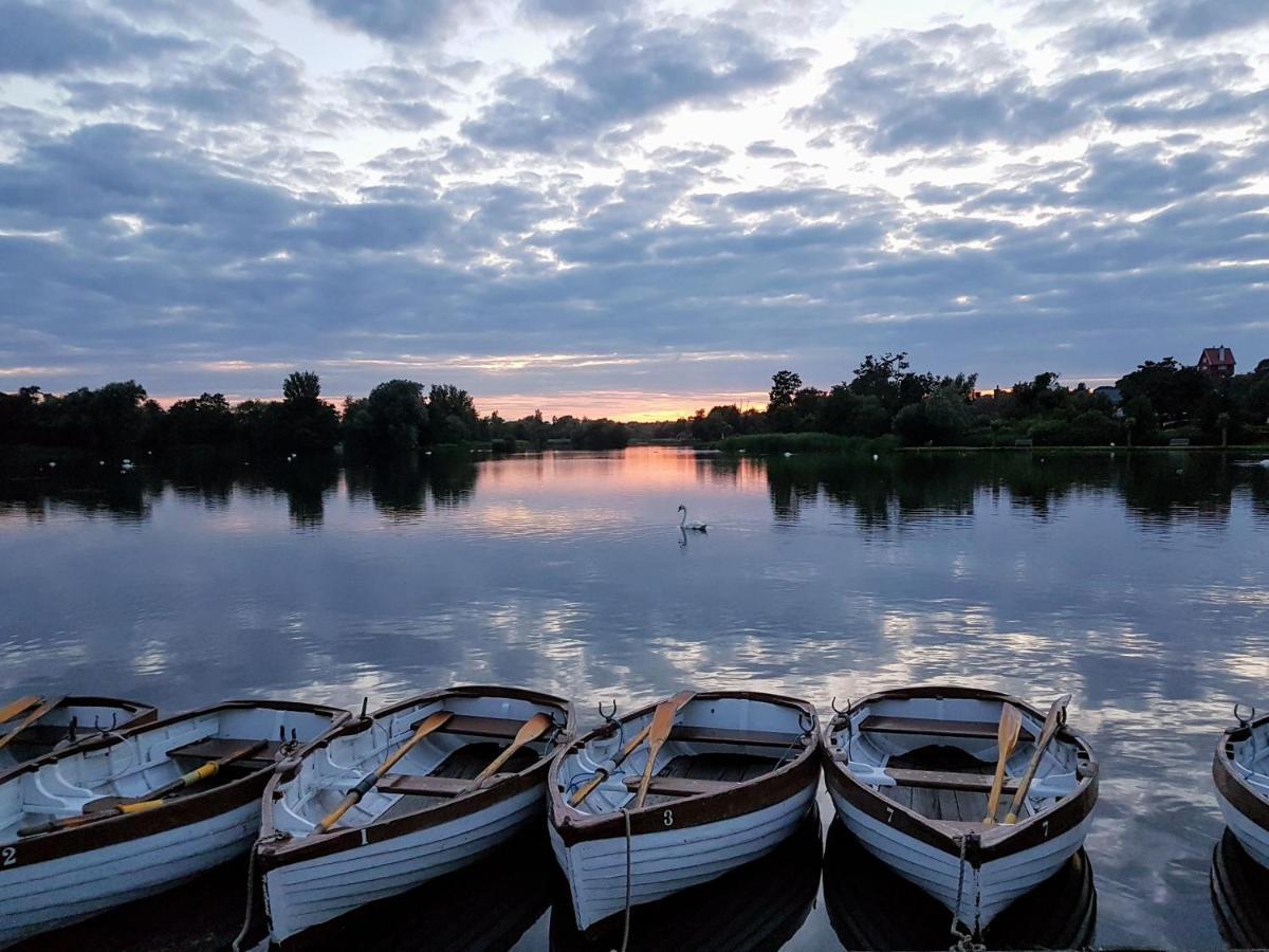 Regatta - A Lakeview Apartment In Thorpeness - Aldeburgh Coastal Cottages Ngoại thất bức ảnh