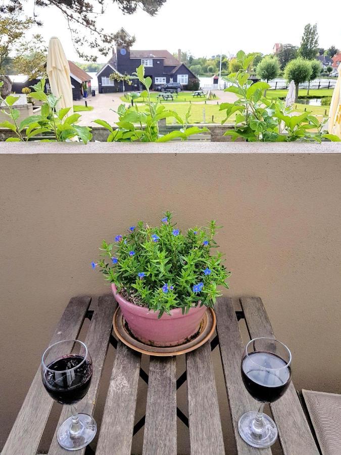 Regatta - A Lakeview Apartment In Thorpeness - Aldeburgh Coastal Cottages Ngoại thất bức ảnh